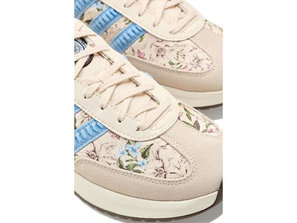 adidas Run 70s 2.0 adidas Run 70s 2.0