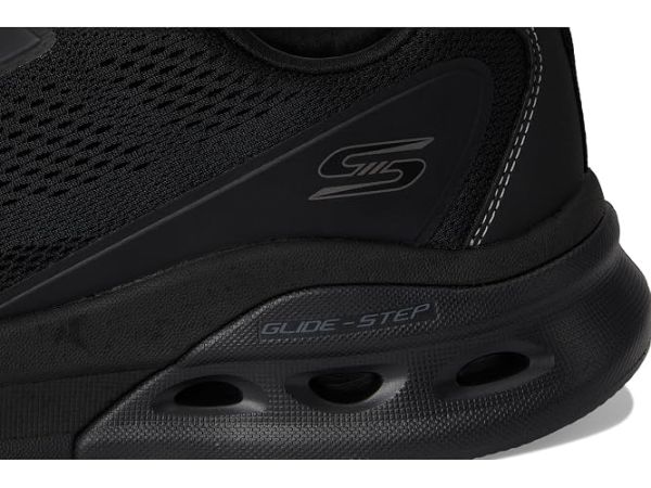 BOBS from SKECHERS Bobs Glide Step Arc Waves 2.0 - Class Rank