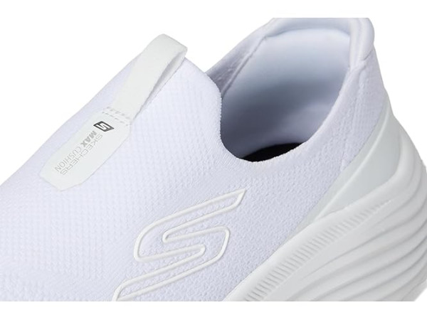 SKECHERS Max Cushioning Endeavour Sarasota