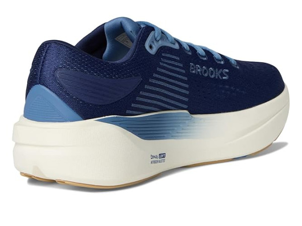 Brooks Ghost Max 3