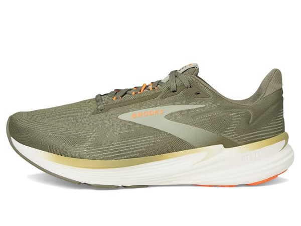 Brooks Revel 8