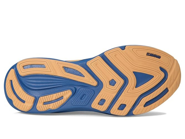 Brooks Revel 8
