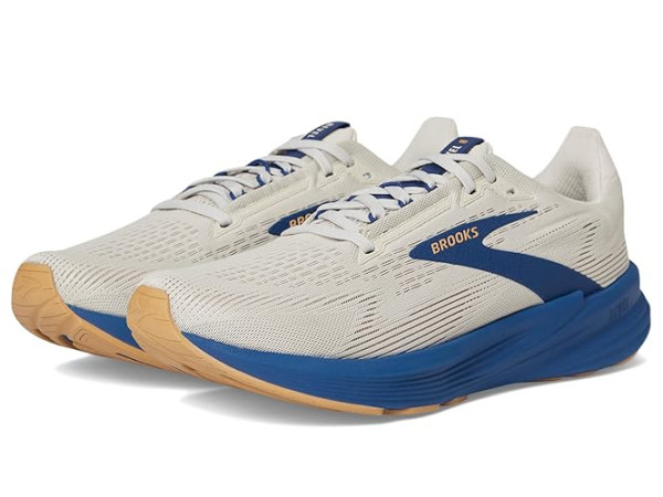 Brooks Revel 8