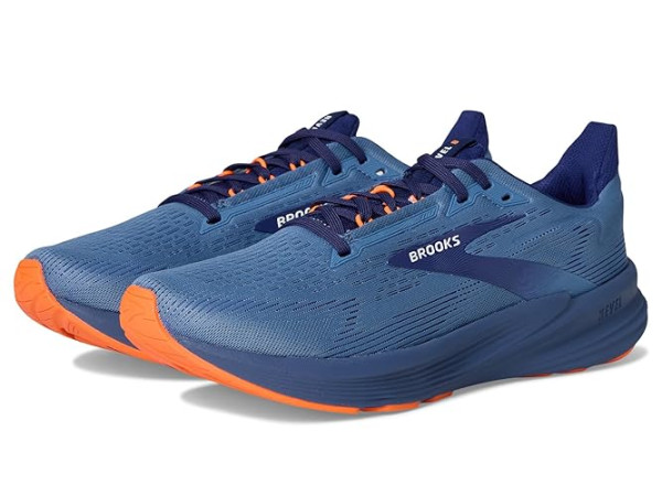 Brooks Revel 8