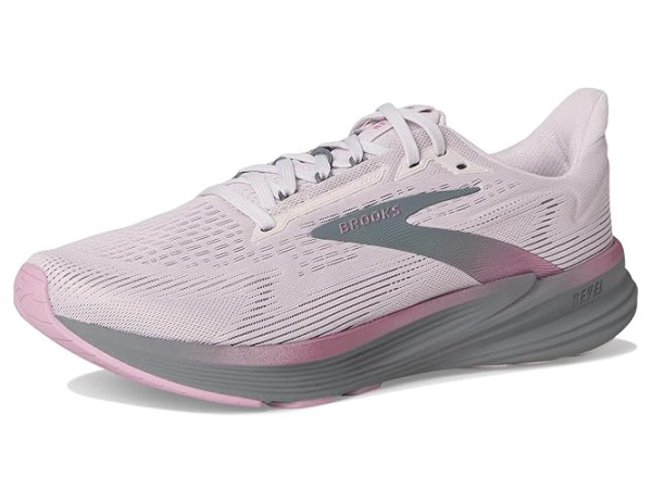 Brooks Revel 8