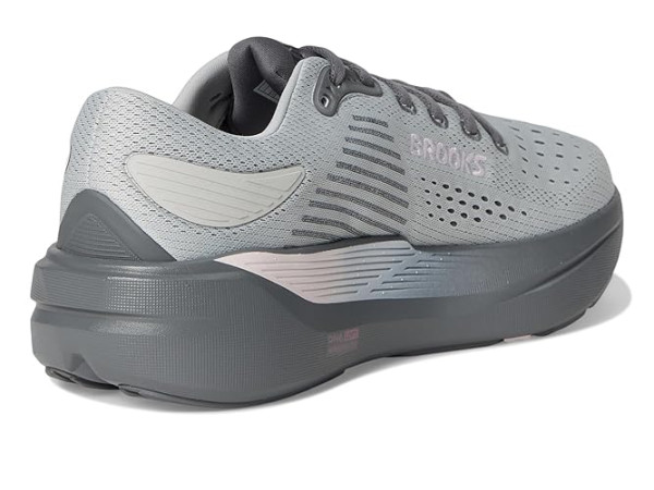 Brooks Ghost Max 3