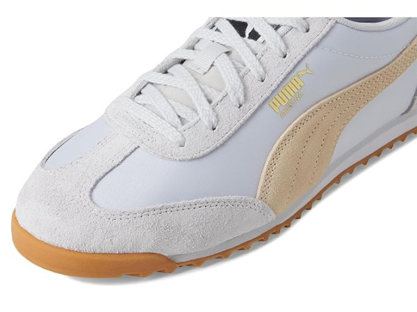 PUMA Arizona Sneakers
