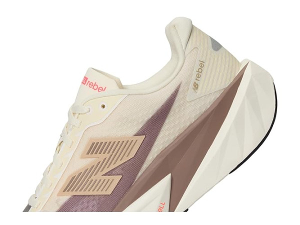 New Balance FuelCell Rebel v5 New Balance FuelCell Rebel v5