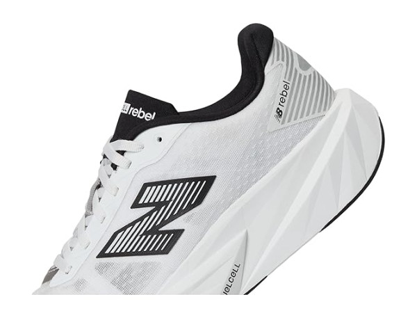 New Balance FuelCell Rebel v5 New Balance FuelCell Rebel v5