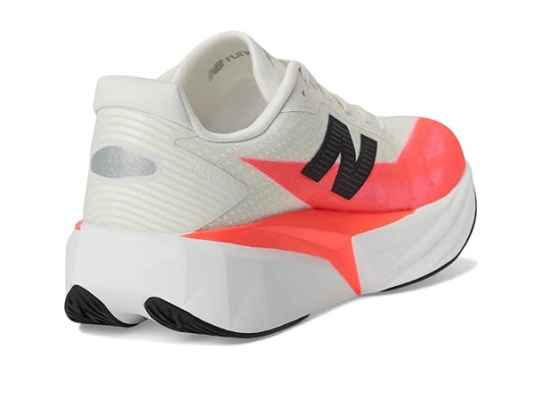 New Balance FuelCell Rebel v5 New Balance FuelCell Rebel v5