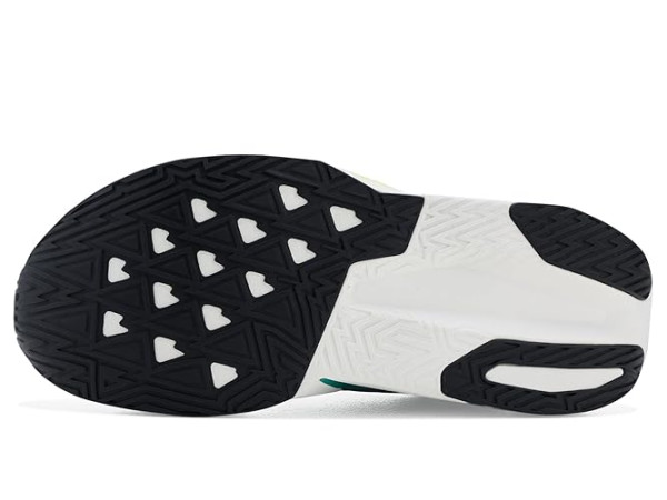 New Balance FuelCell Rebel v5 New Balance FuelCell Rebel v5