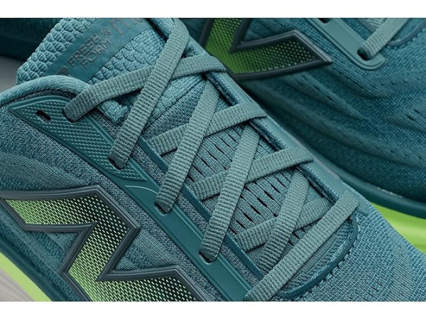 New Balance Fresh Foam X More v6