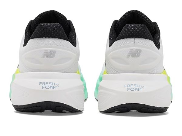 New Balance Fresh Foam X More v6 New Balance Fresh Foam X More v6