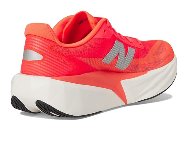 New Balance FuelCell Rebel v5