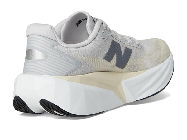 New Balance FuelCell Rebel v5 New Balance FuelCell Rebel v5