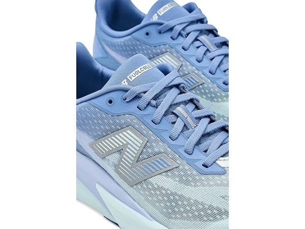 New Balance FuelCell Rebel v5 New Balance FuelCell Rebel v5