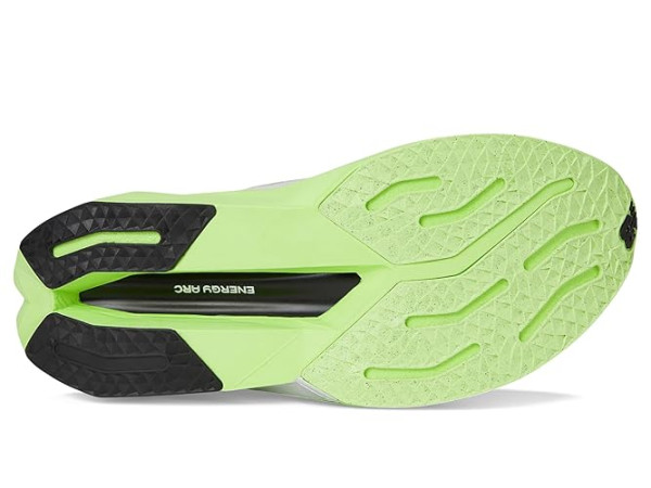 New Balance FuelCell SuperComp Trainer v3