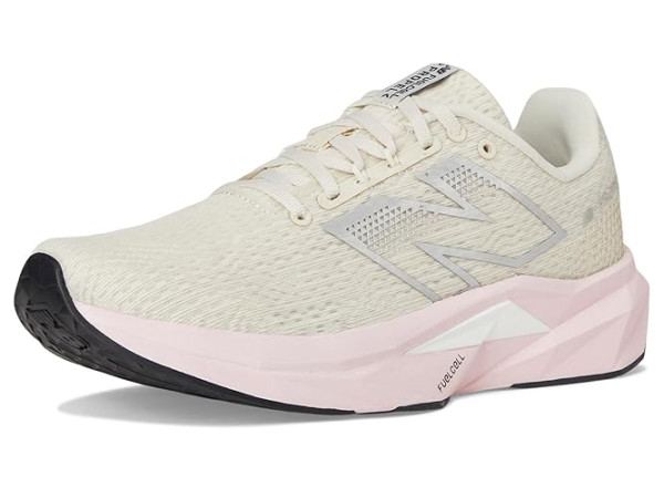 New Balance FuelCell Propel v5 New Balance FuelCell Propel v5