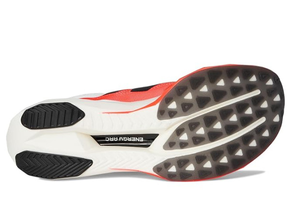 New Balance FuelCell SuperComp Elite v5 New Balance FuelCell SuperComp Elite v5