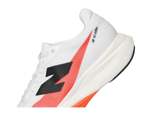New Balance FuelCell SuperComp Elite v5 New Balance FuelCell SuperComp Elite v5