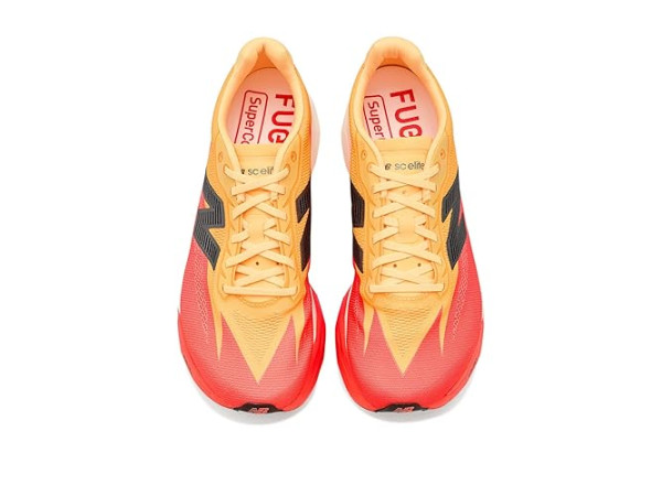 New Balance FuelCell SuperComp Elite v5