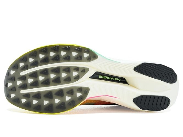 New Balance FuelCell SuperComp Elite v5