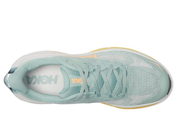 Hoka Challenger 8