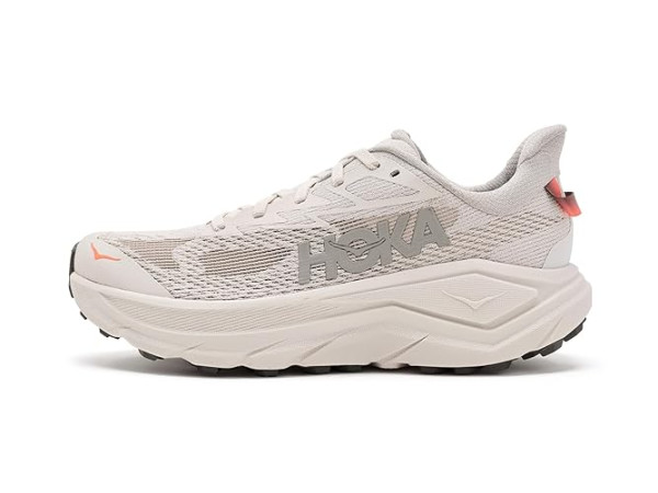 Hoka Challenger 8
