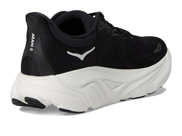 Hoka Arahi 8