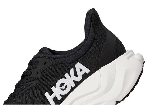 Hoka Arahi 8