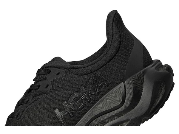 Hoka Arahi 8