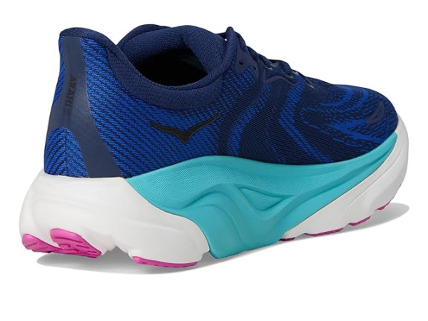 Hoka Arahi 8