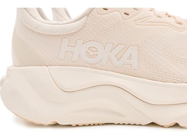 Hoka Arahi 8