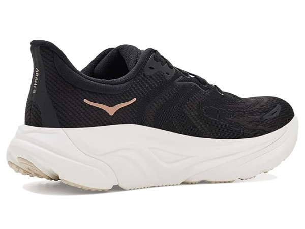 Hoka Arahi 8