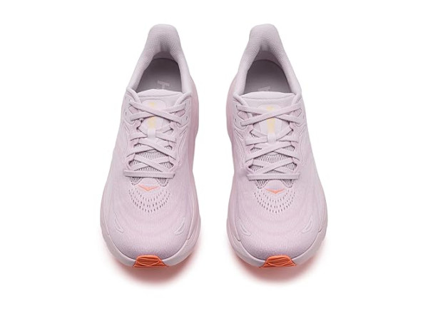 Hoka Arahi 8