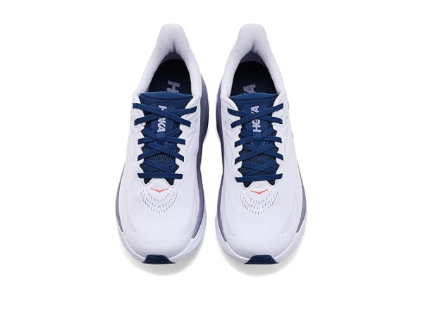 Hoka Arahi 8