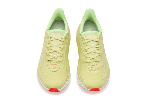 Hoka Arahi 8