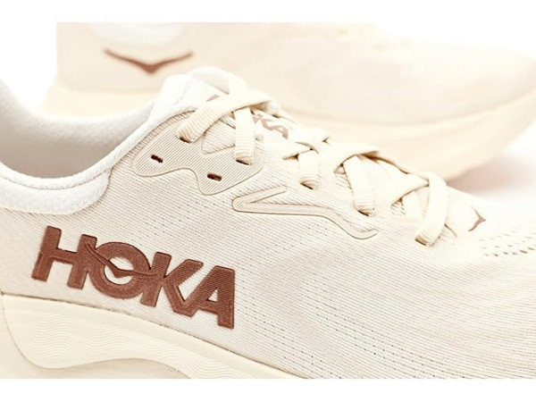 Hoka Arahi 8