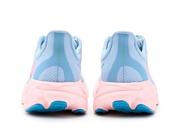 Hoka Arahi 8
