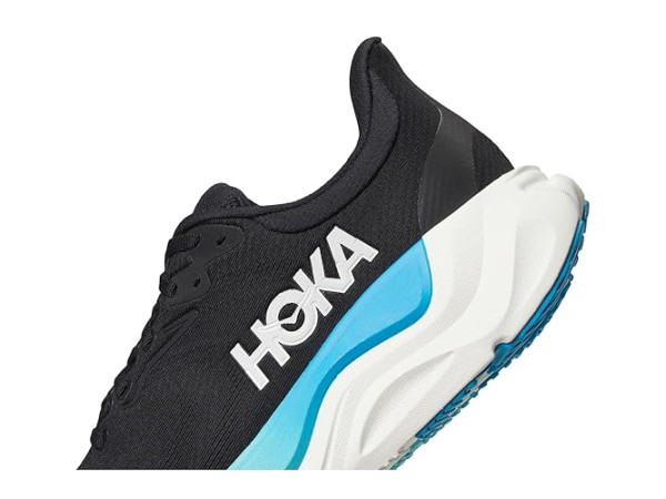 Hoka Arahi 8