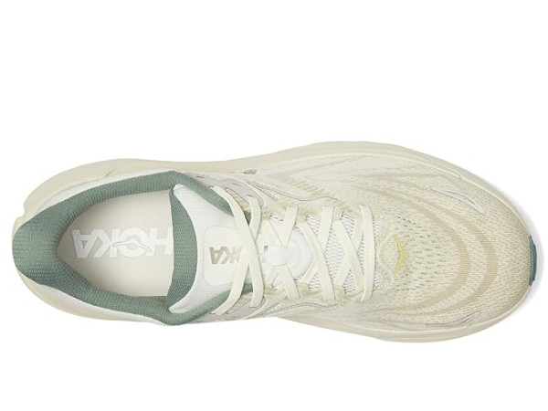 Hoka Arahi 8