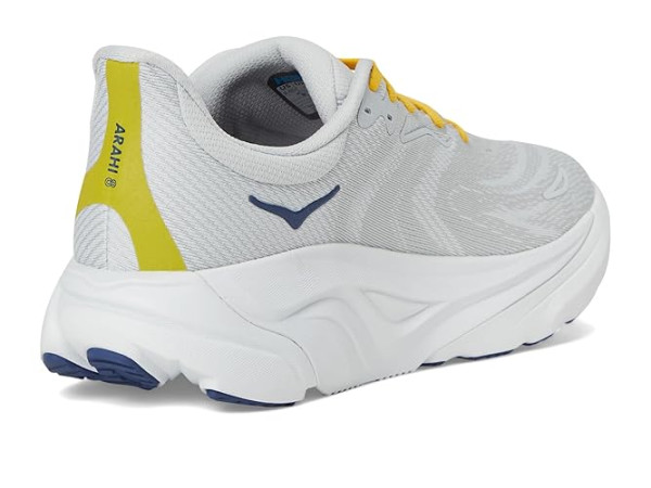 Hoka Arahi 8