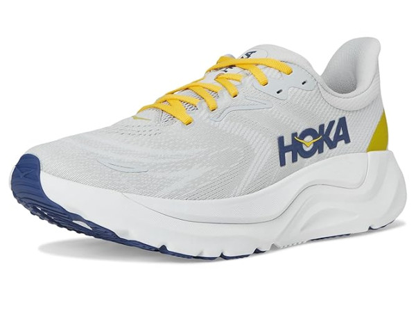 Hoka Arahi 8