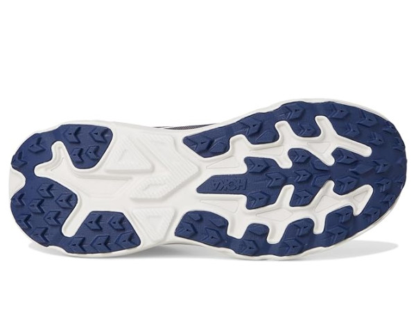 Hoka Challenger 8