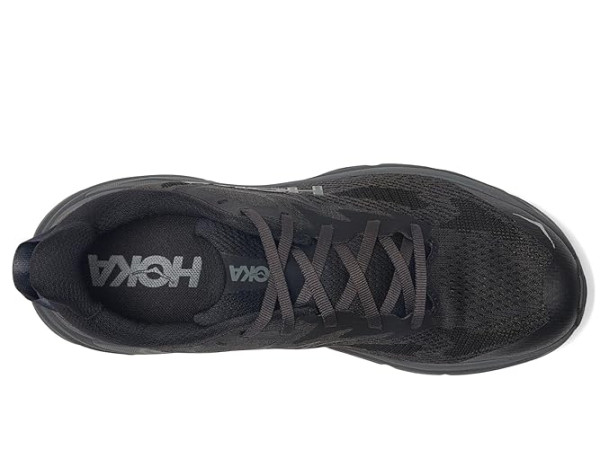 Hoka Challenger 8