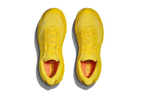 Hoka Challenger 8