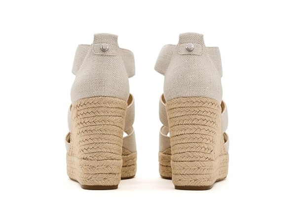 MICHAEL Michael Kors Etta Wedge