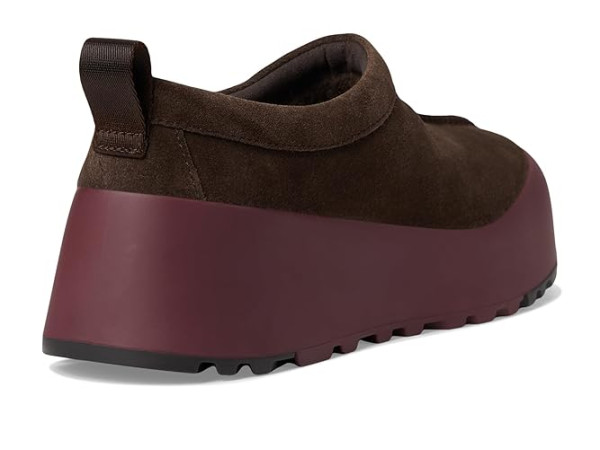 UGG Tasman Streetscape UGG Tasman Streetscape