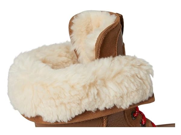 UGG Adirondack Boots XXV UGG Adirondack Boots XXV