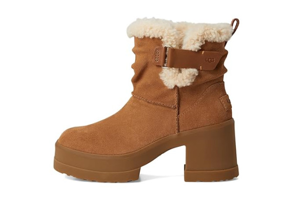 UGG Moxy Pull-on